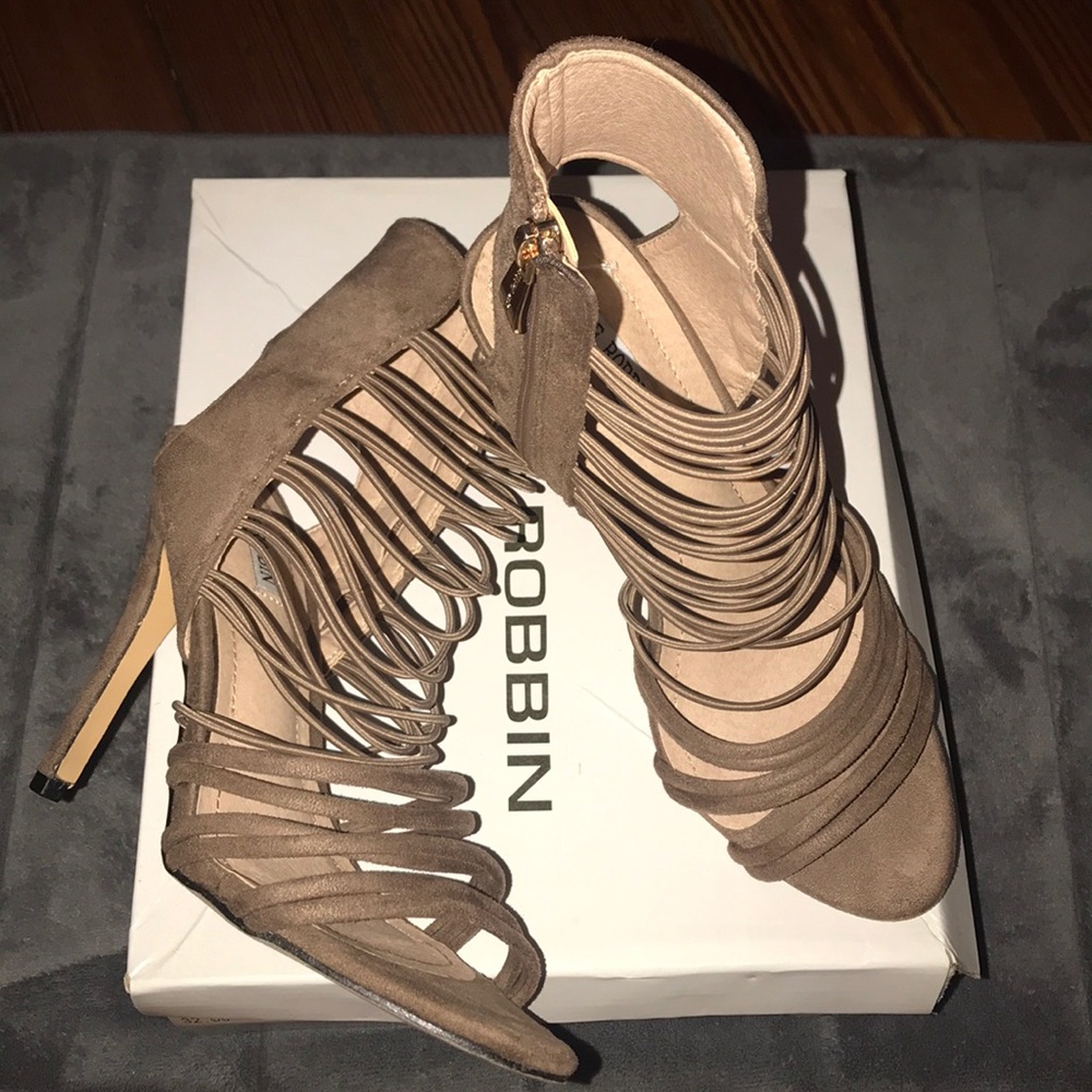 Khaki Elastic Band sandal heel